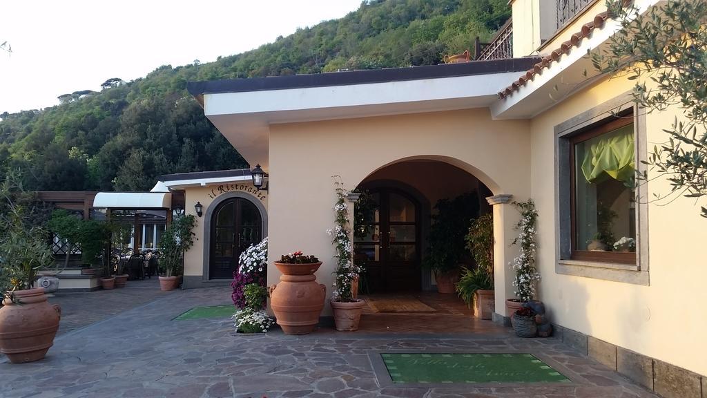 Hotel Villa Degli Angeli Castel Gandolfo Eksteriør billede