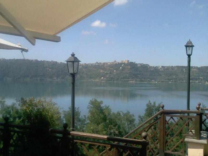 Hotel Villa Degli Angeli Castel Gandolfo Eksteriør billede